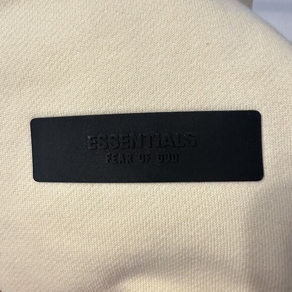 Fear of God Essentials Kids Yellow Hoodie NWT Size 6/7 Streetwear Unisex - Picture 4 of 8